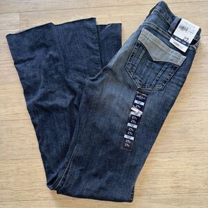 Real Denim Ariat NWT High Rise Flare Bootcut Jeans Women’s 27R Dark Blue Raw Hem